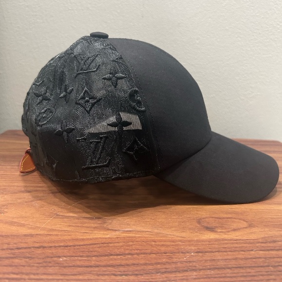 Louis Vuitton Monogram Mesh Black Baseball Cap - Picture 2 of 5